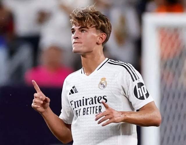 更关注顶尖 更关注顶尖