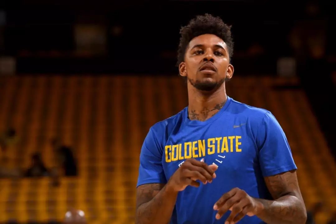 代表的是 代表的是